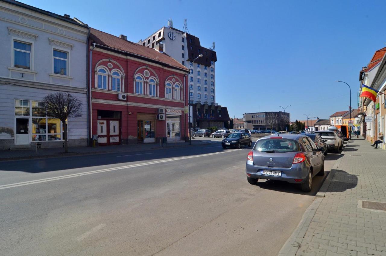 Apartament 1 Central Targu Mures Exterior photo